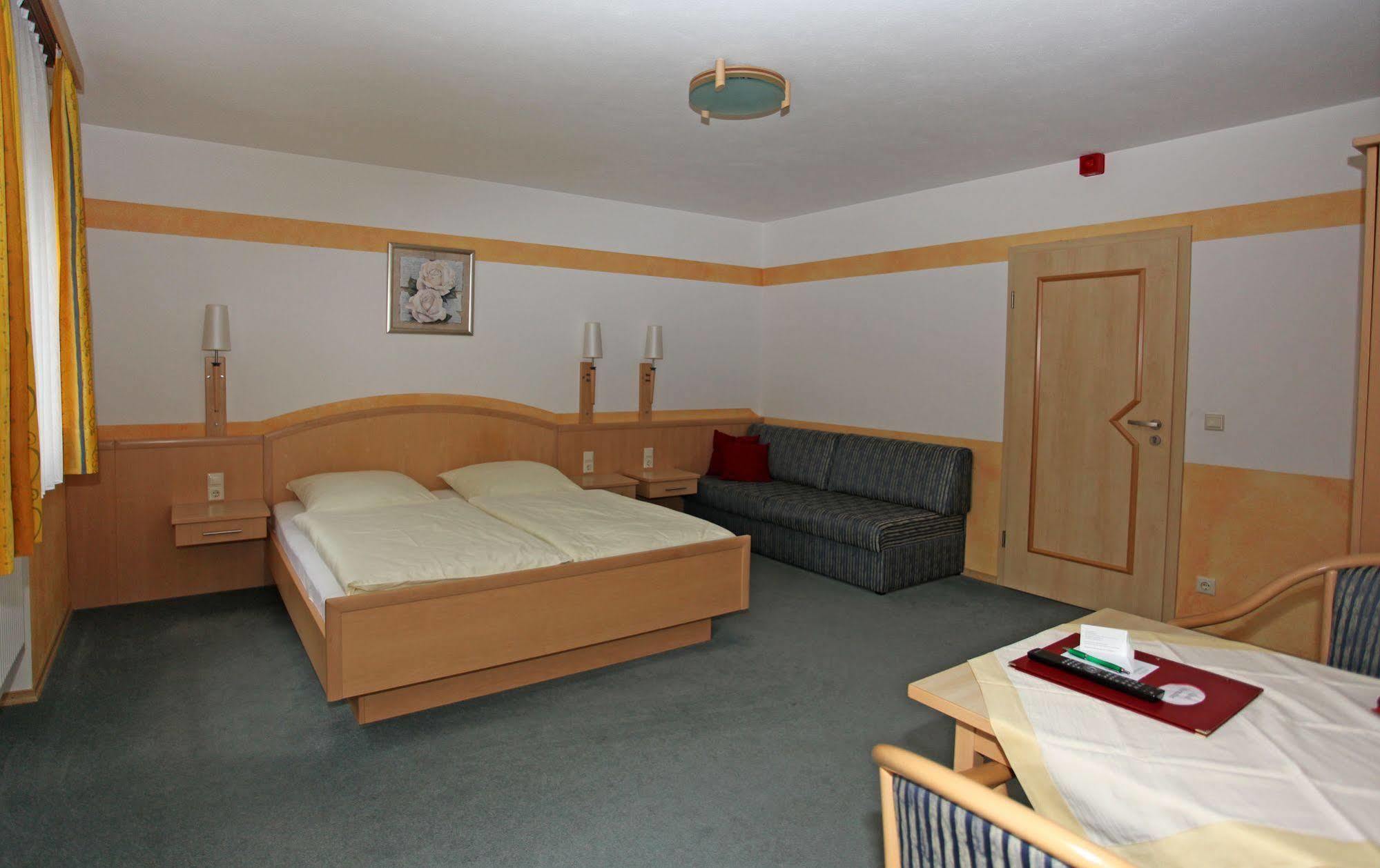 Hotel Garni Hopfengold وولنزاتش المظهر الخارجي الصورة