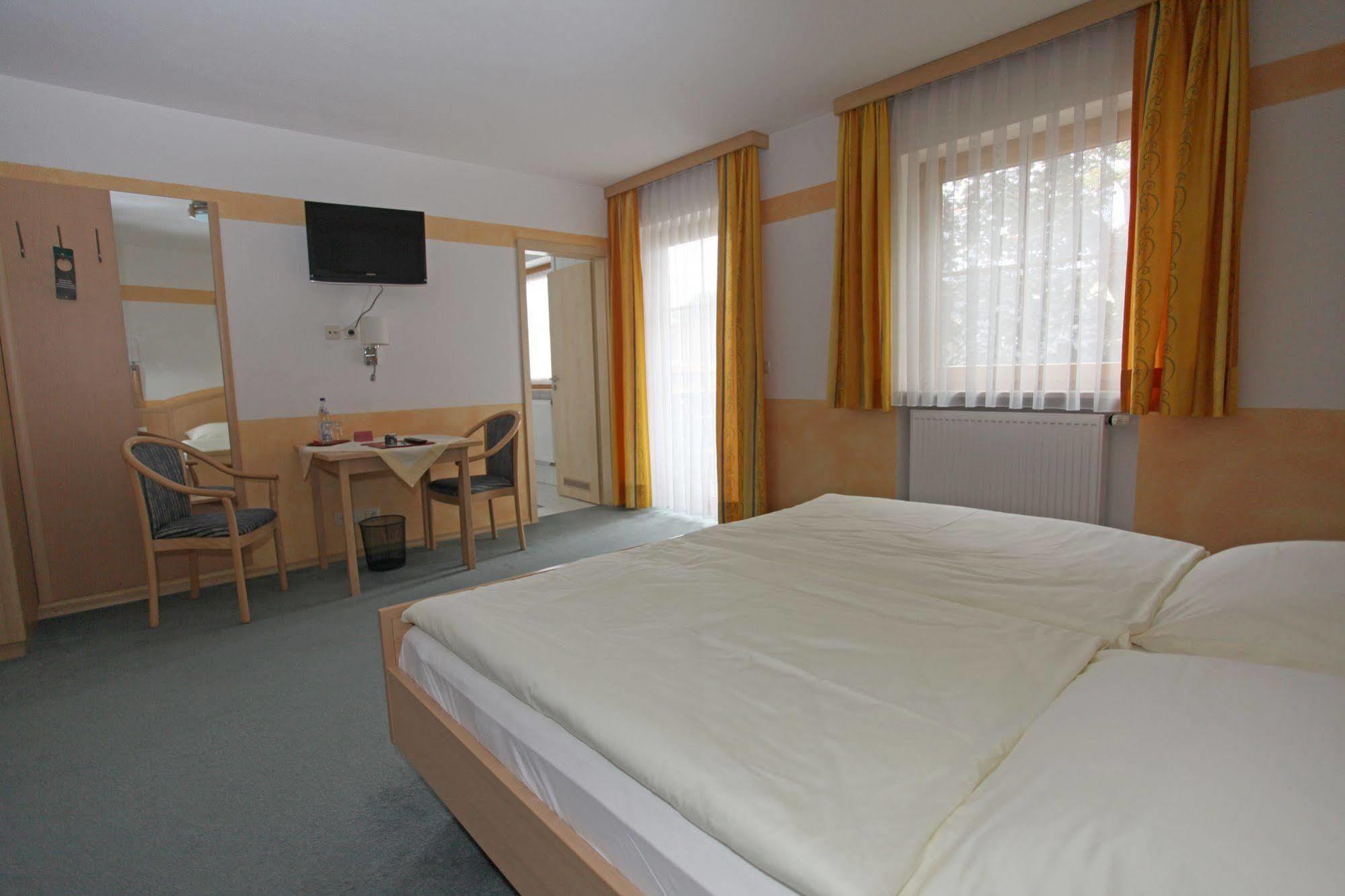 Hotel Garni Hopfengold وولنزاتش المظهر الخارجي الصورة